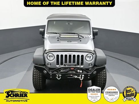Used 2016 Jeep Wrangler Rubicon w/ Power Convenience Group image 64