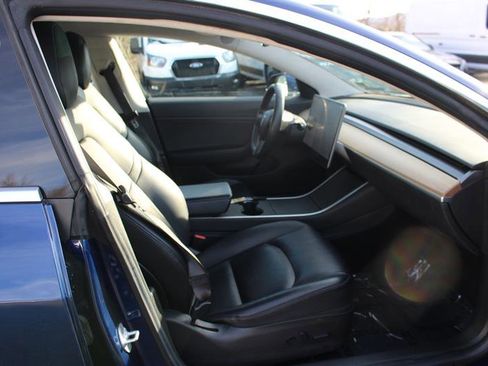 Used 2017 Tesla Model 3 Long Range image 13