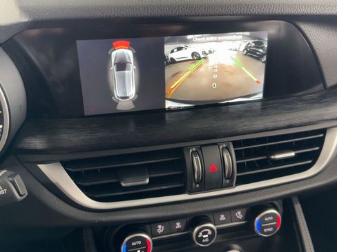 Used 2021 Alfa Romeo Stelvio Sprint w/ Nero Edizione image 24