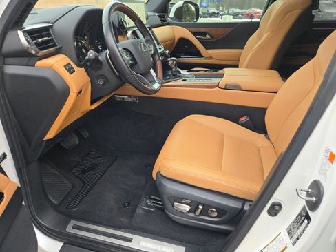 Used 2023 Lexus LX 600 4WD w/ Accessory Package (Z1) image 27