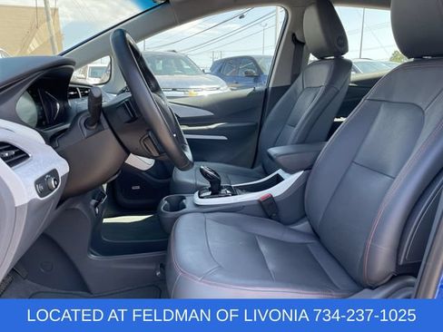 Used 2021 Chevrolet Bolt Premier w/ Infotainment Package FWD image 18