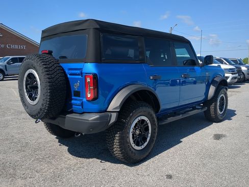 Certified 2023 Ford Bronco Badlands w/ Sasquatch Package AWD/4WD image 3
