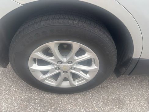 Used 2019 Chevrolet Equinox LT image 15