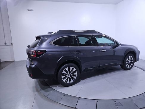New 2025 Subaru Outback Touring image 5