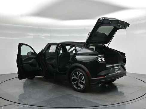 New 2026 Ford Mustang Mach-E Select RWD image 32