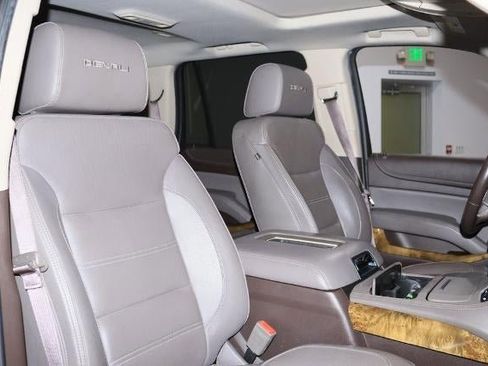 Used 2017 GMC Yukon Denali image 21