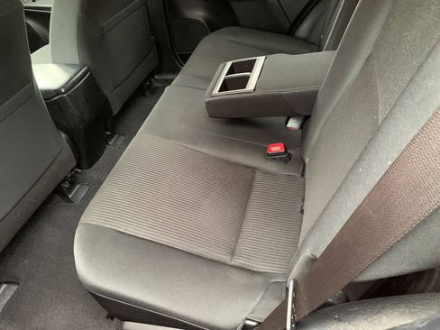 Used 2014 Toyota RAV4 LE AWD/4WD image 11