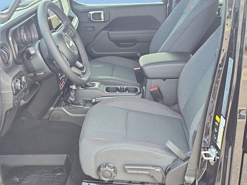 New 2026 Jeep Wrangler Unlimited Rubicon w/ Safety Group image 15