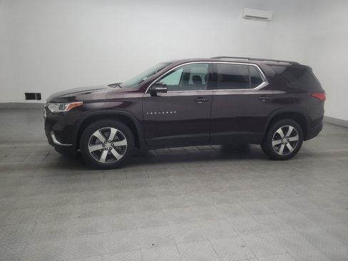 Used 2020 Chevrolet Traverse LT w/ LT Premium Package AWD/4WD image 2