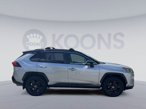 Used 2020 Toyota RAV4 XSE image 17