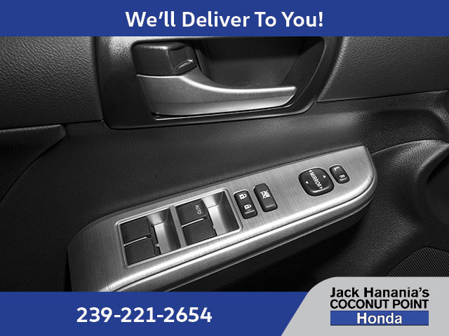 Used 2013 Toyota Camry SE FWD image 19