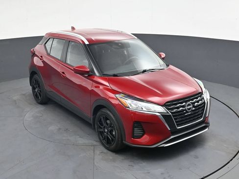Used 2024 Nissan Kicks SV FWD image 29