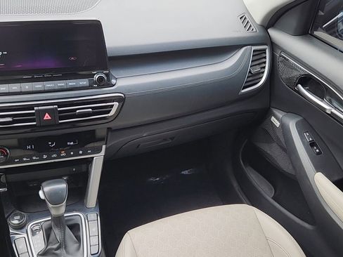 Used 2023 Kia Seltos SX image 6