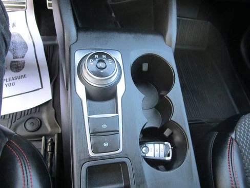 Used 2024 Ford Escape ST-Line Select w/ Tech Pack #2 AWD/4WD image 18