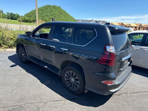 Used 2022 Lexus GX 460 Luxury w/ Sport Design Package AWD/4WD image 4