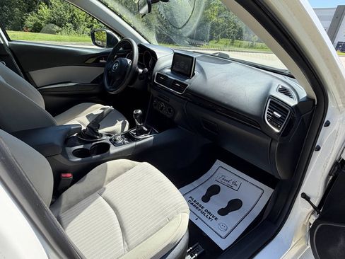 Used 2015 MAZDA MAZDA3 i Sport FWD image 19