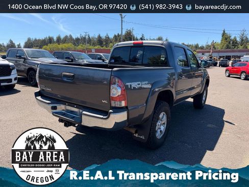 Used 2015 Toyota Tacoma 4x4 Double Cab w/ TRD Off-Road Package image 5
