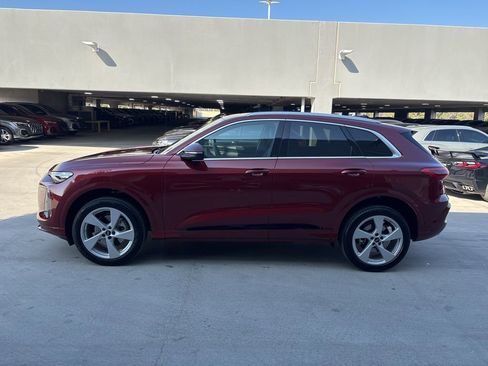 New 2025 Audi Q5 Premium Plus image 9