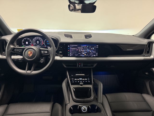 Certified 2026 Porsche Cayenne AWD/4WD image 13