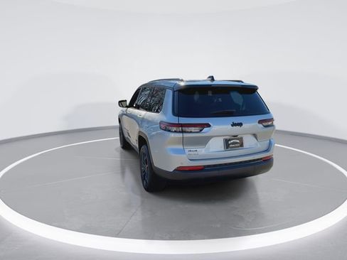 New 2025 Jeep Grand Cherokee L Limited AWD/4WD image 7