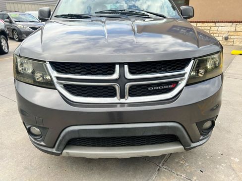 Used 2015 Dodge Journey SXT w/ Flexible Seating Group FWD image 3