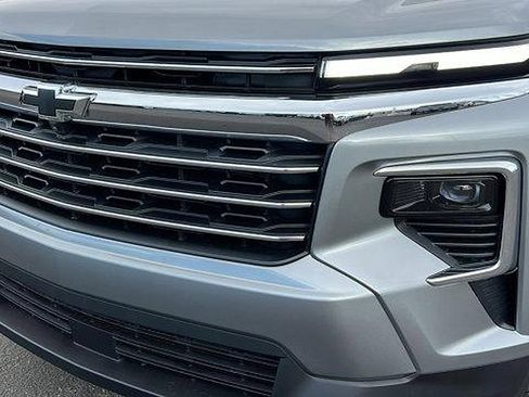 New 2026 Chevrolet Traverse LT w/ Driver Confidence Package image 9