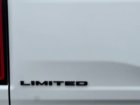 Used 2023 RAM 1500 Limited image 32