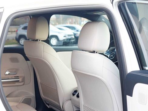 Used 2026 Mercedes-Benz GLA 250 GLA 250 image 14