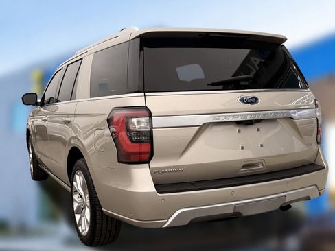 Used 2018 Ford Expedition Platinum image 12