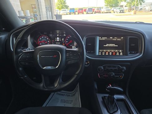 Used 2019 Dodge Charger R/T w/ Driver Confidence Group RWD image 18