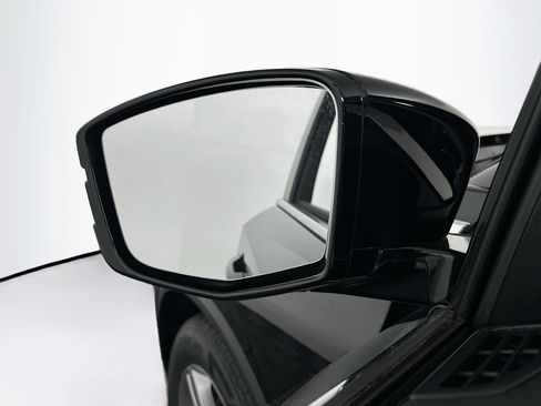 Used 2023 Acura MDX SH-AWD image 16