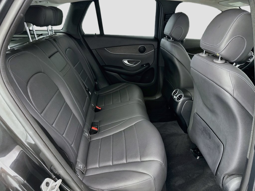 Certified 2022 Mercedes-Benz GLC 300 image 20