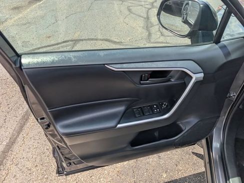 Used 2020 Toyota RAV4 LE w/ All Weather Liner Package AWD/4WD image 15