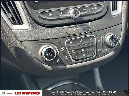 Used 2024 Chevrolet Malibu LT FWD image 31