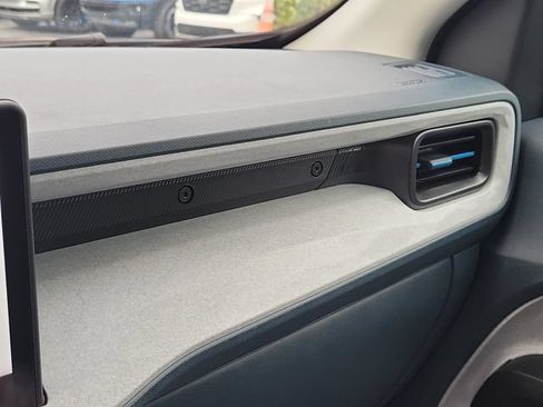 Used 2025 Ford Maverick XLT FWD image 30