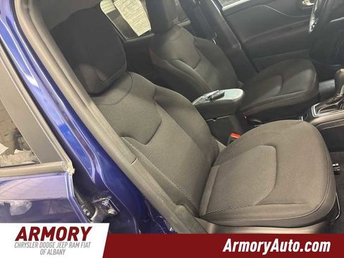 Used 2020 Jeep Renegade Altitude image 37