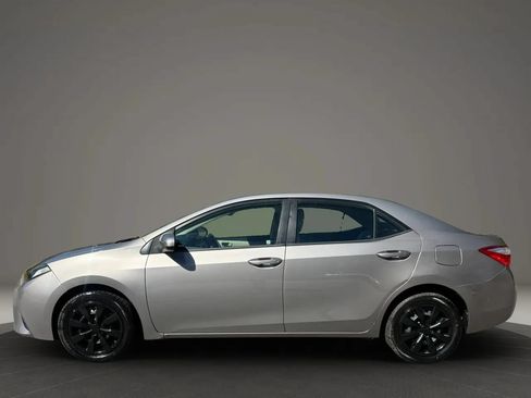 Used 2014 Toyota Corolla LE FWD image 9