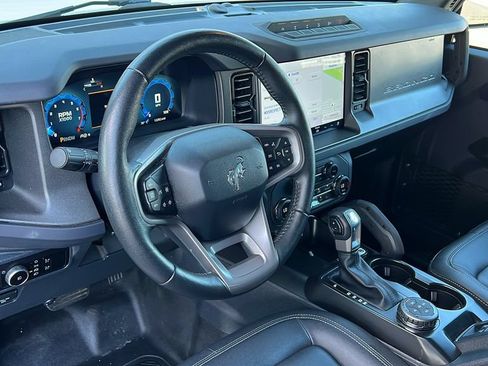 Used 2025 Ford Bronco Badlands AWD/4WD image 12