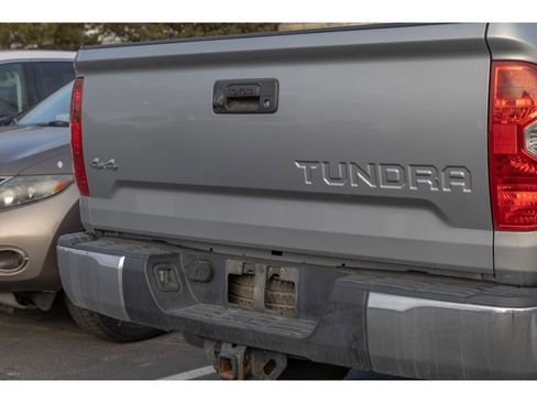 Used 2014 Toyota Tundra SR5 image 3
