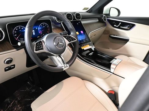 Certified 2026 Mercedes-Benz GLC 300 4MATIC image 15