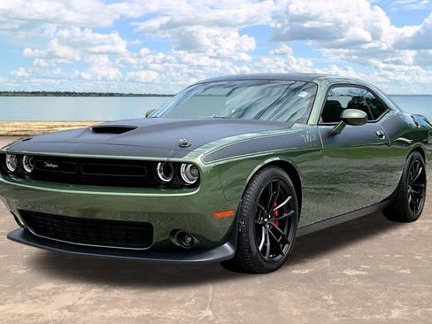 Used 2023 Dodge Challenger R/T w/ T/A Package RWD image 4