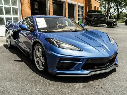 Used 2022 Chevrolet Corvette Stingray Premium Cpe w/ Z51 Performance Package RWD image 5
