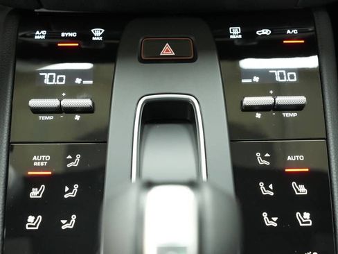 New 2026 Porsche Macan Turbo AWD/4WD image 21