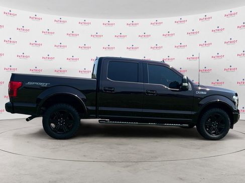 Used 2018 Ford F150 Lariat w/ Equipment Group 502A Luxury image 2