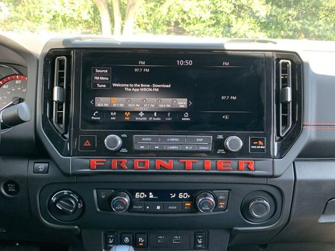 Used 2026 Nissan Frontier PRO-4X AWD/4WD image 15
