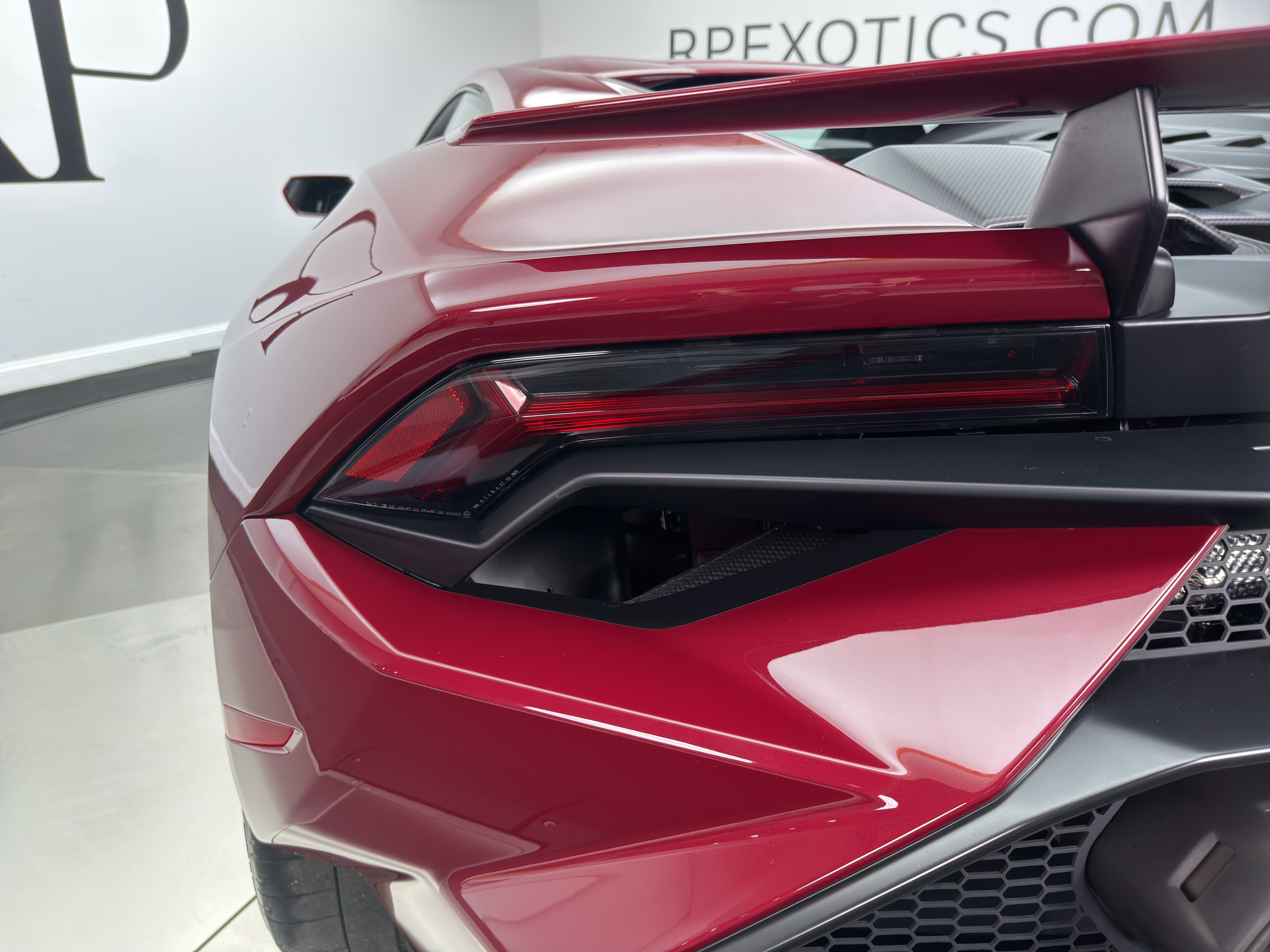 Used 2023 Lamborghini Huracan Tecnica RWD image 12