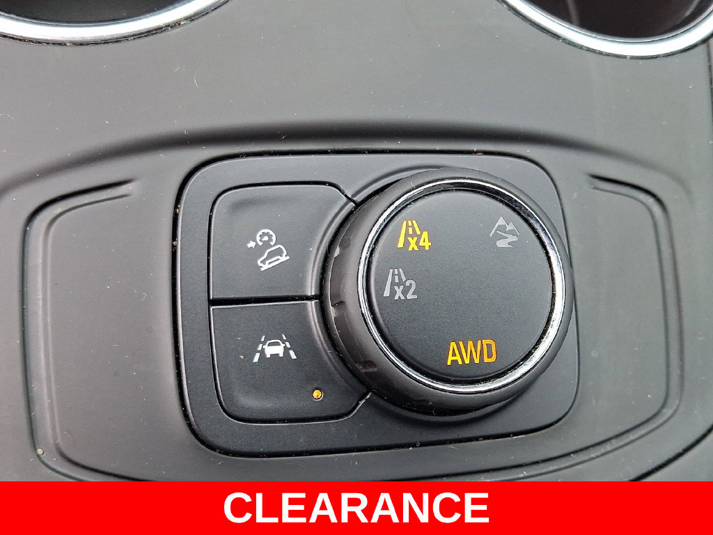 Used 2024 GMC Terrain SLE AWD/4WD image 24