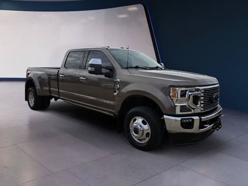 Used 2022 Ford F350 King Ranch w/ King Ranch Ultimate Package AWD/4WD image 7
