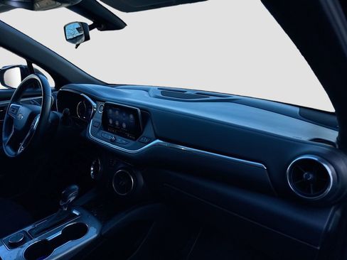Used 2019 Chevrolet Blazer LT image 22