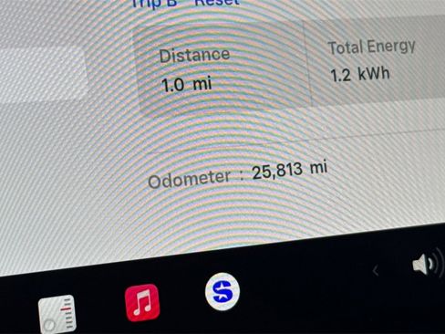 Used 2023 Tesla Model 3 Performance image 24